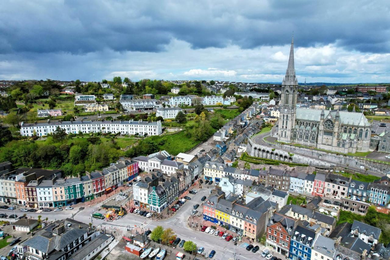 Modern Penthouse Apartment In Cobh Town Luaran gambar